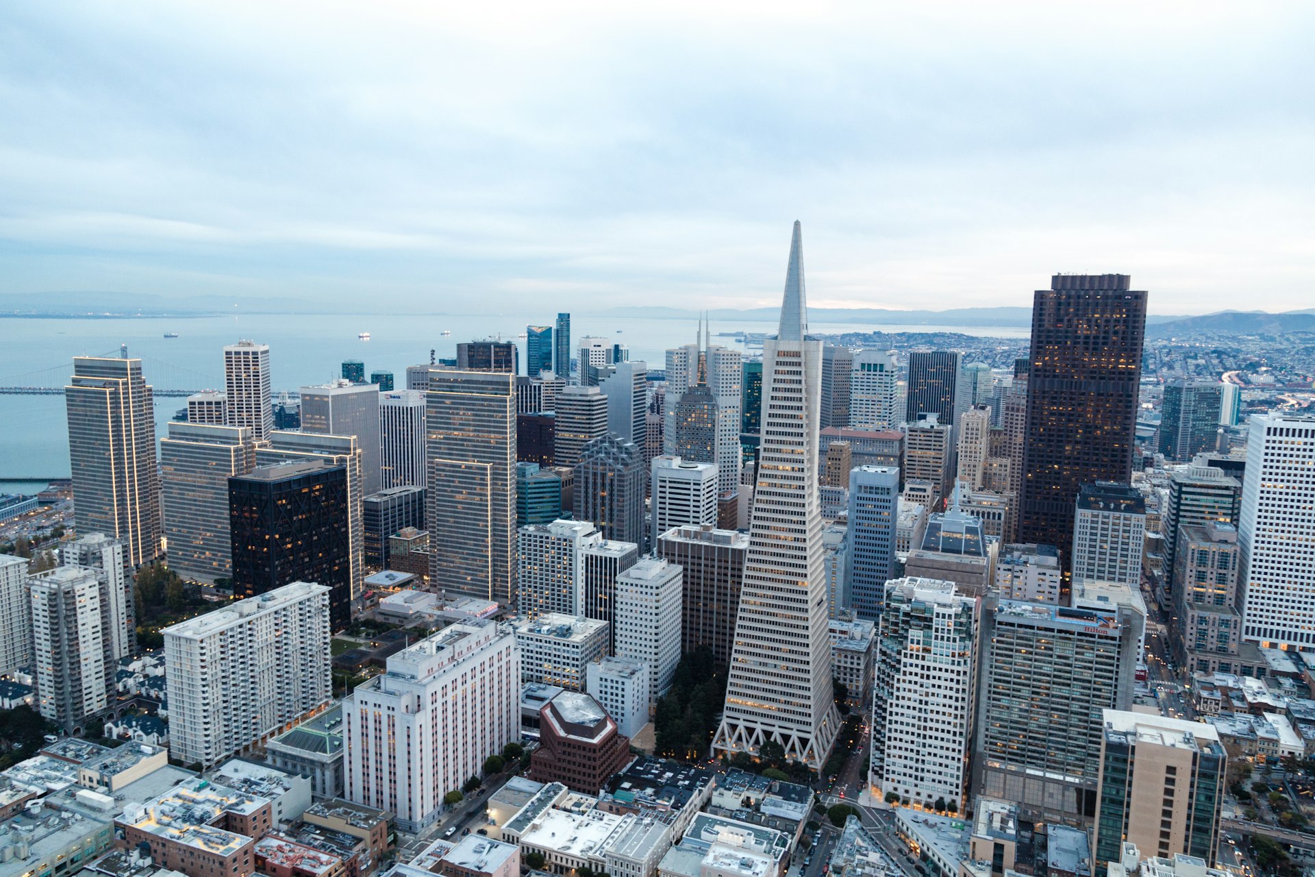 cityscape photography of high-rise building